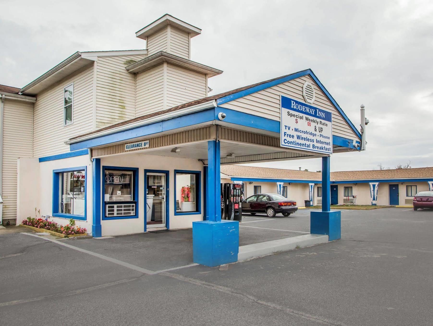 Rodeway Inn Parkway Galloway Bagian luar foto